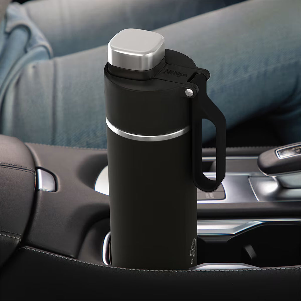 Ninja FrostVault 50QT/47L Cooler, Ice Pack & Thirsti Bottle Bundle