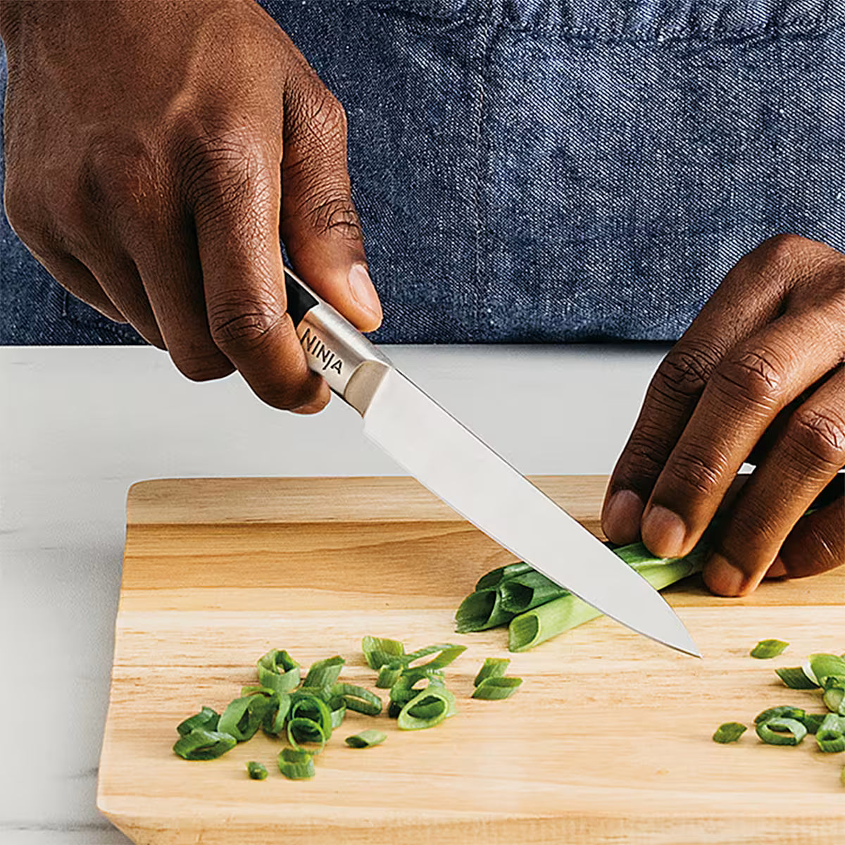 Ninja Foodi StaySharp Knife Block with Integrated Sharpener ¨C 5-Piece Set [K32005UK]