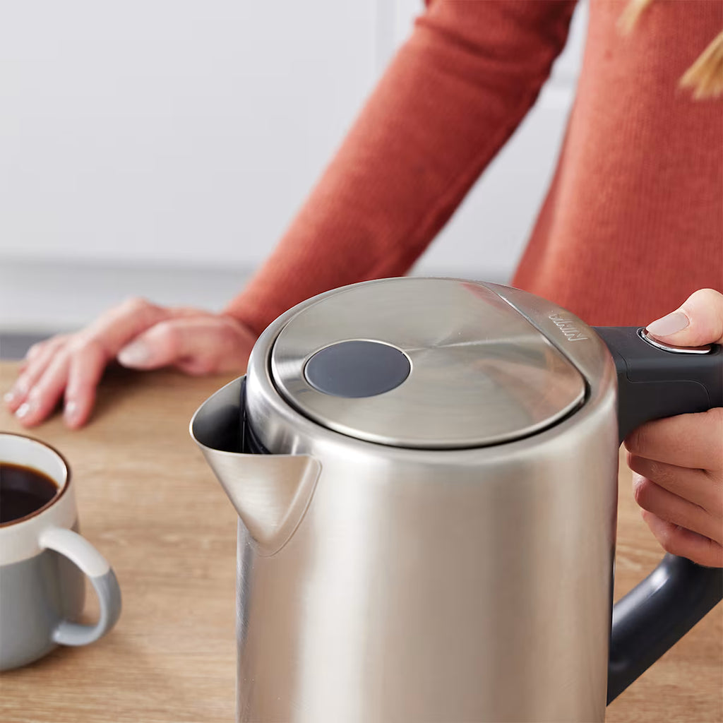 Ninja Stainless Steel Perfect Temperature Kettle, Rapid Boil ¨C KT201UK