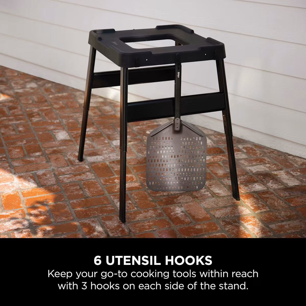 Ninja Woodfire Outdoor Oven, Artisan Pizza Maker and BBQ Smoker with Stand & Cover