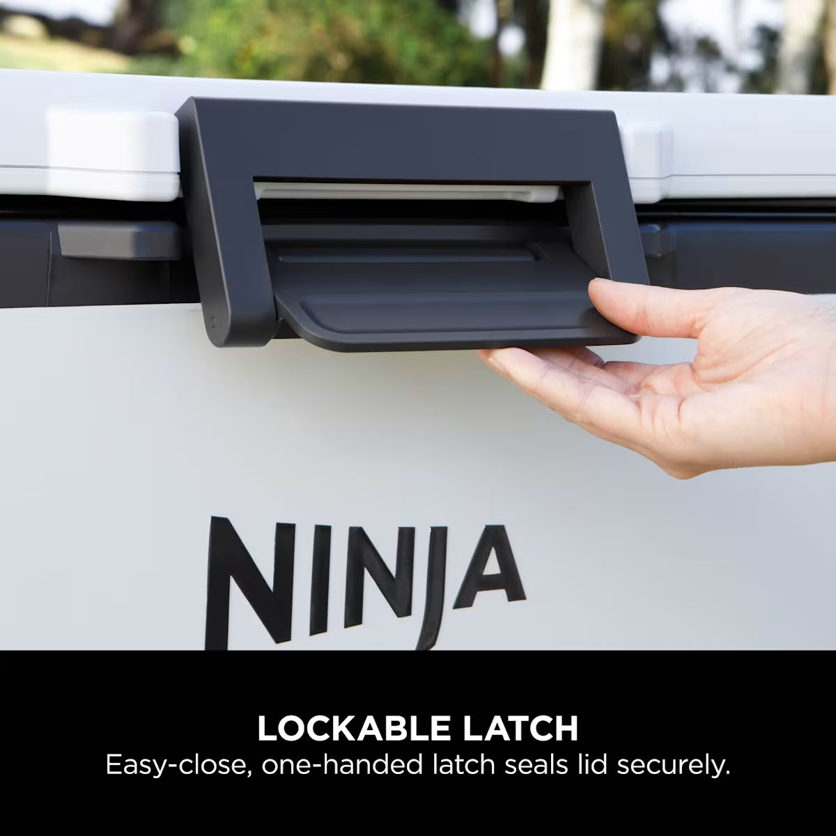 Ninja FrostVault 30QT/28L Wheeled Cooler with Dry Zone, Cloud White FB230UKWH