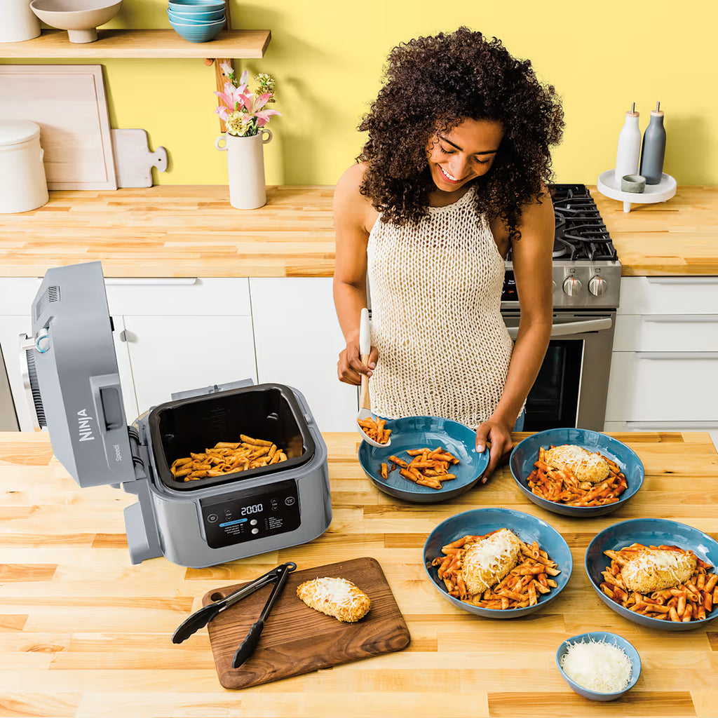 Ninja Speedi 10-in-1 Rapid Cooker and Air Fryer Exclusive Accessory Bundle
